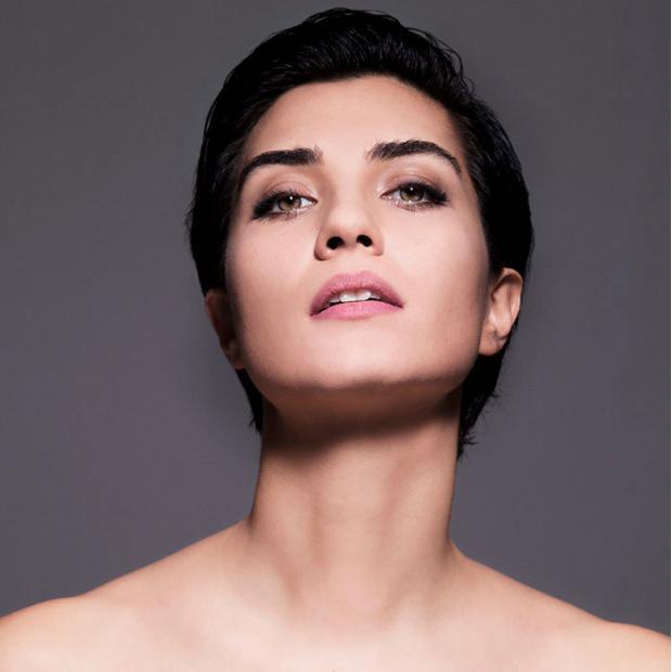 Tuba Buyukustun - Turkish Actress