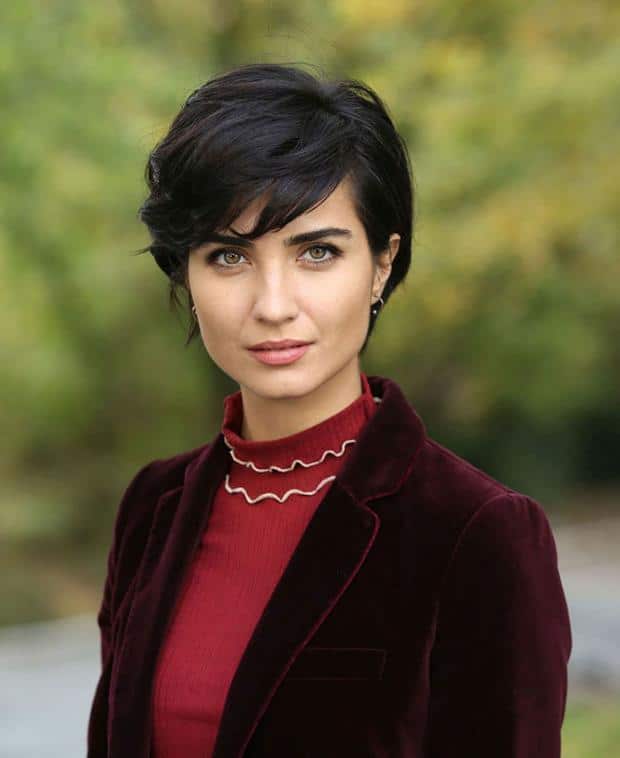 Tuba Buyukustun - Actress