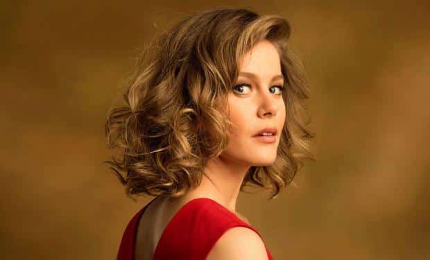 Burcu Biricik Actress