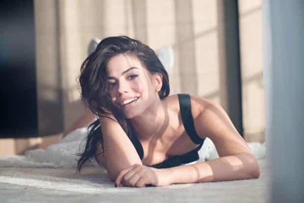 Demet Ozdemir Actress