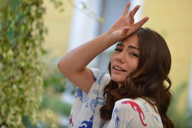 Demet Ozdemir as Asli in Strawberry Smell (Cilek Kokusu) Tv Series