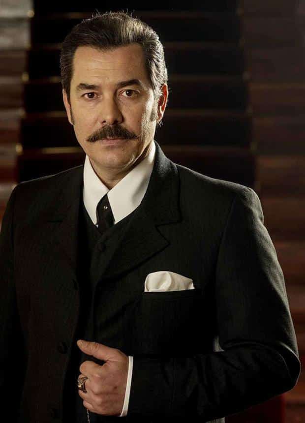 Fikret Kuskan as Nazim in Yasak Tv Series