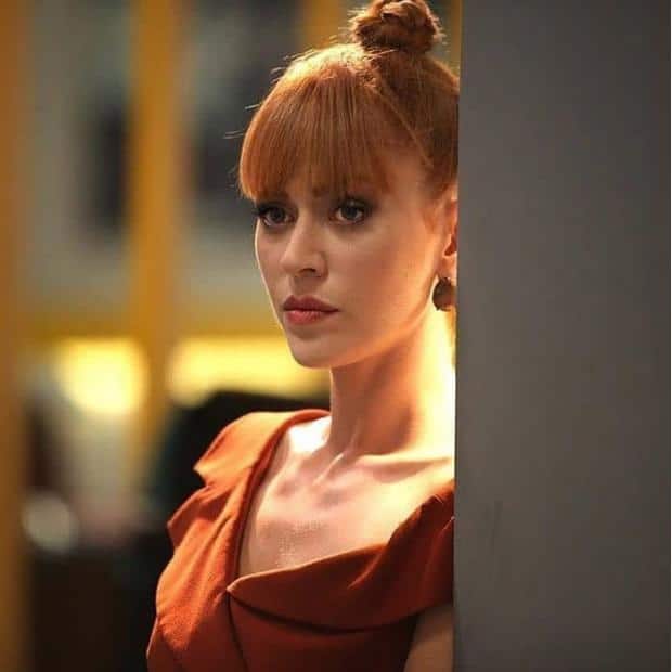 Hazal Turesan as yasemin