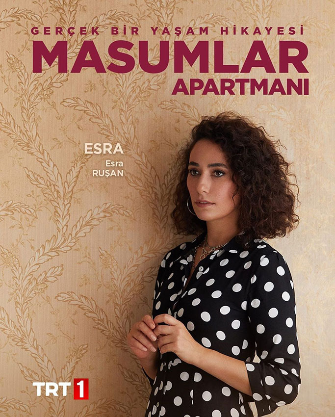 Esra Rusan as Esra