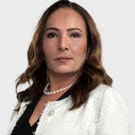 Meltem Gulenc as Zumrut Varoglu