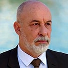 Erdal Kucukkomurcu as Korhan